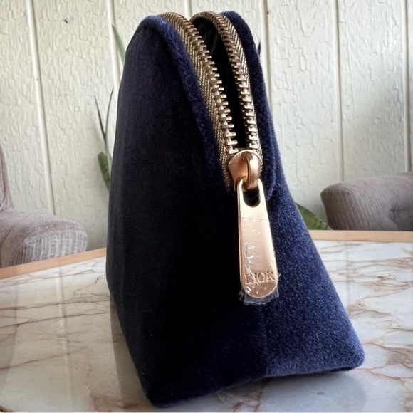 Christian Dior cosmetic pouch - Picture 3 of 3